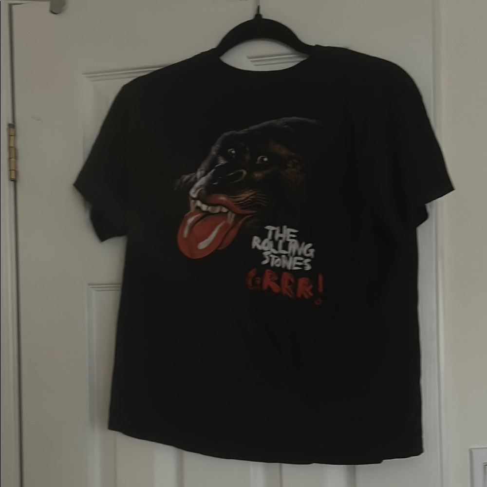 Black Dog Graphic T-Shirt